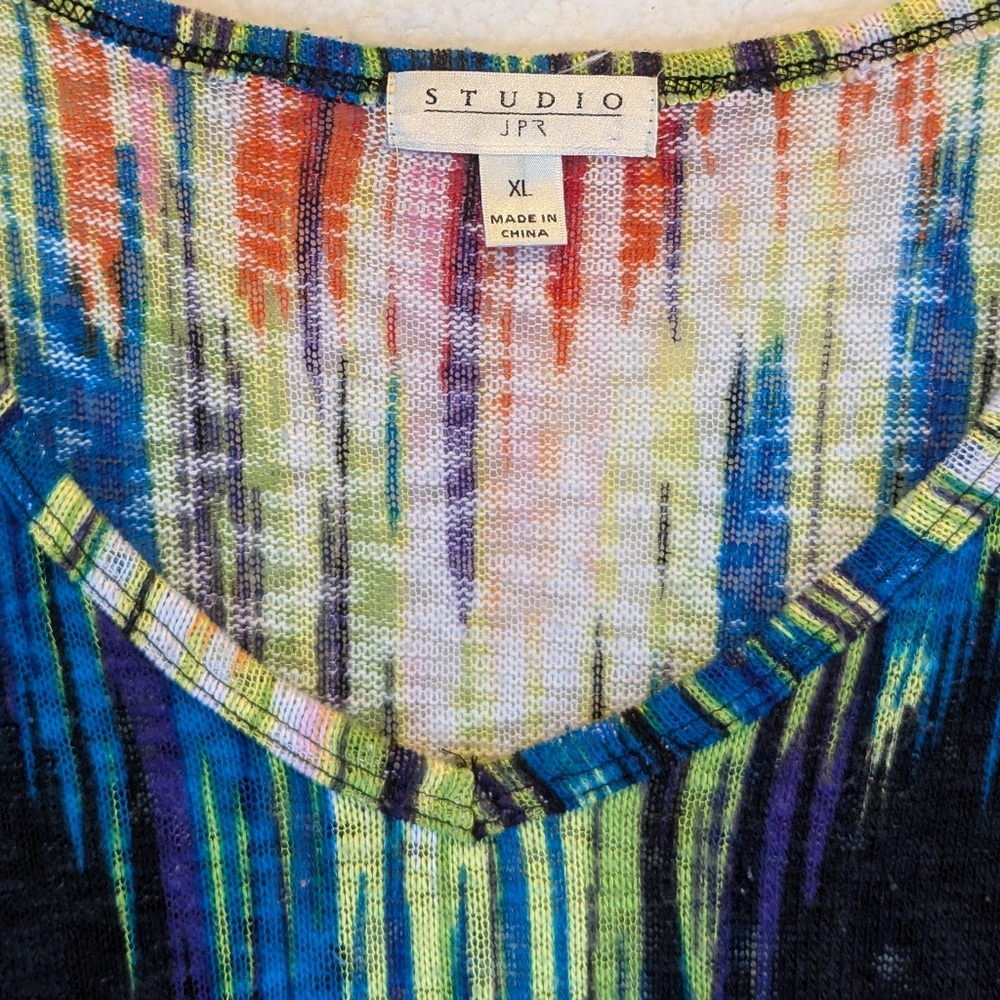 Studio JPR Multi Color Knit Sweater with Front Pockets - Picture 5 of 7